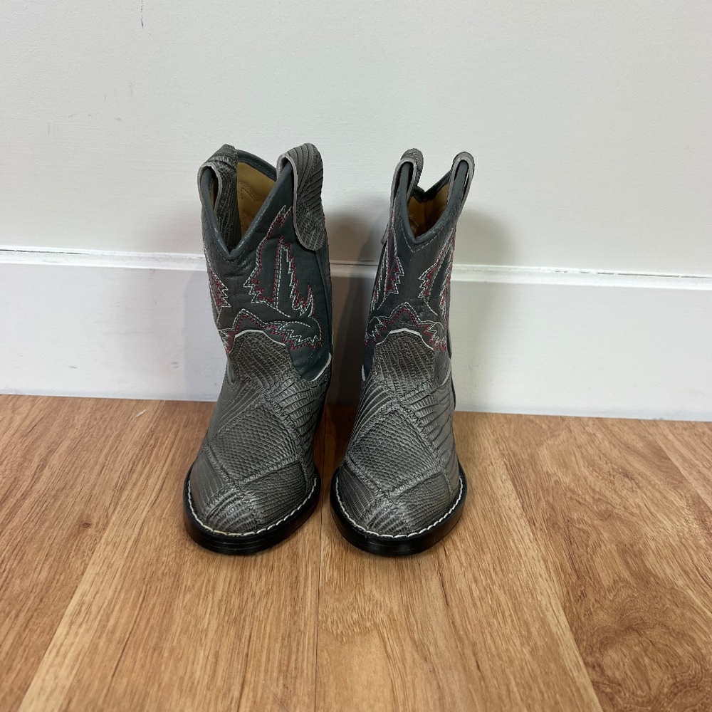 Western Plains Girls Gray and Pink Cowboy Boot Shoes
